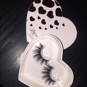 BRAND NEW LILLY LASHES IN MIAMI